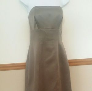 Elegant Champagne Vera Wang gown